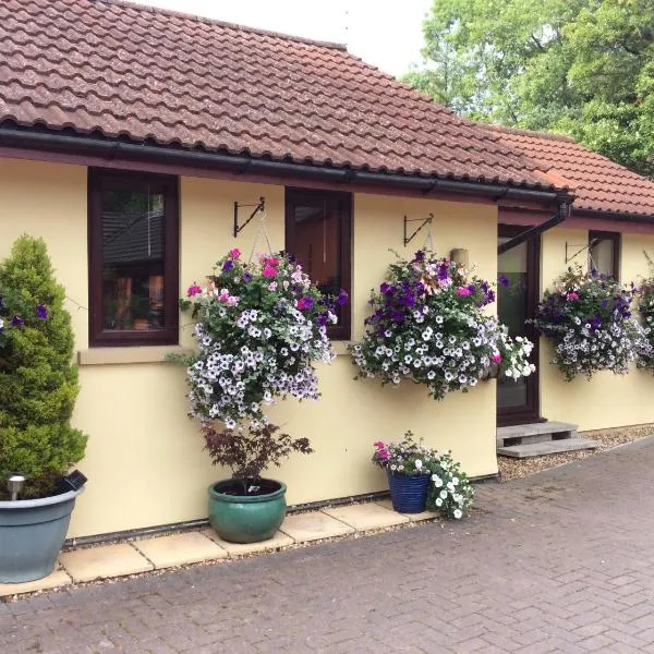 The Mendip is on cheddar bridge Apartments, hotel in Cheddar