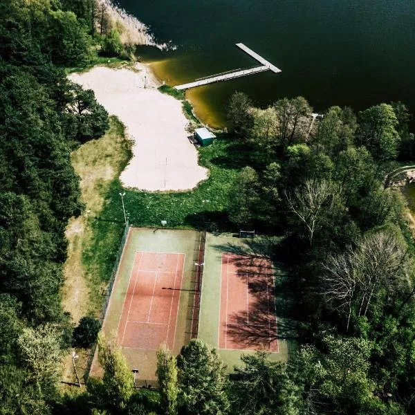 Viesnīca Leśna Ryba I Domki nad jeziorem z parkiem linowym pilsētā Jedlanka Stara