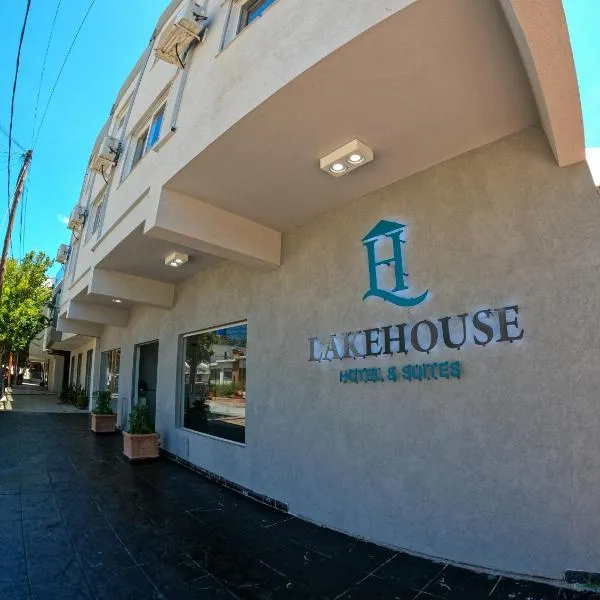 LakeHouse Hotel & Suites, отель в городе Вилья-Карлос-Пас