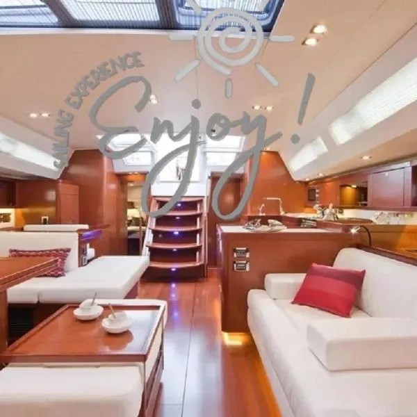 Enjoy Sailing Experience, hotel en El Porvenir