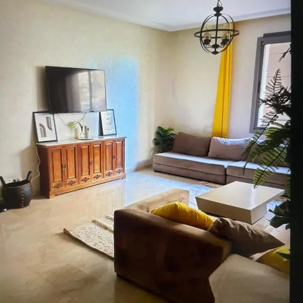 Taj nouaceur 1, hotel en Casablanca