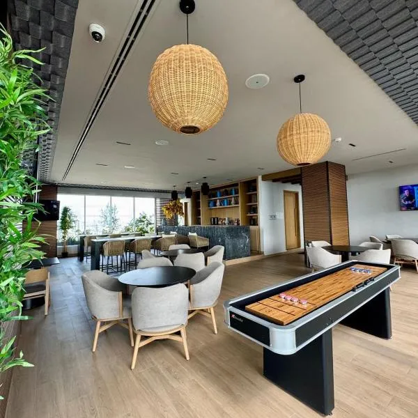 Modern Apartment Pool & Gym by Paseo Santa Lucía, hotel in Monterrey