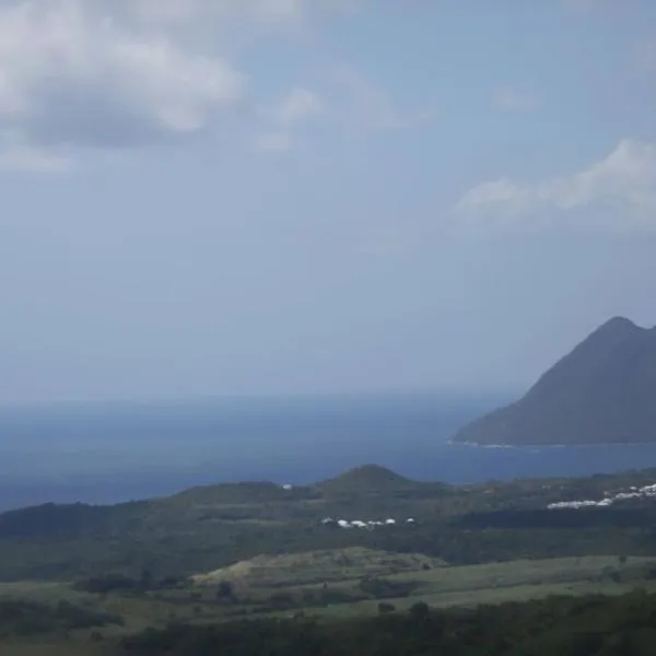 Appartement Ti Colibri, hotel in Rivière-Salée