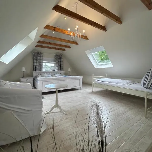 Ferienwohnung am Wernerwald, hotelli kohteessa Cuxhaven