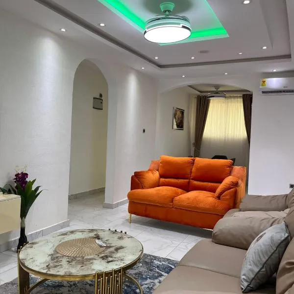 Vienama Residence 2 mins drive to Labadi Beach, hotel em Acra
