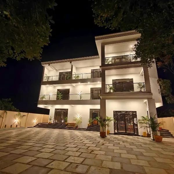 White Forest - PV Hotels, hotell i Pondicherry