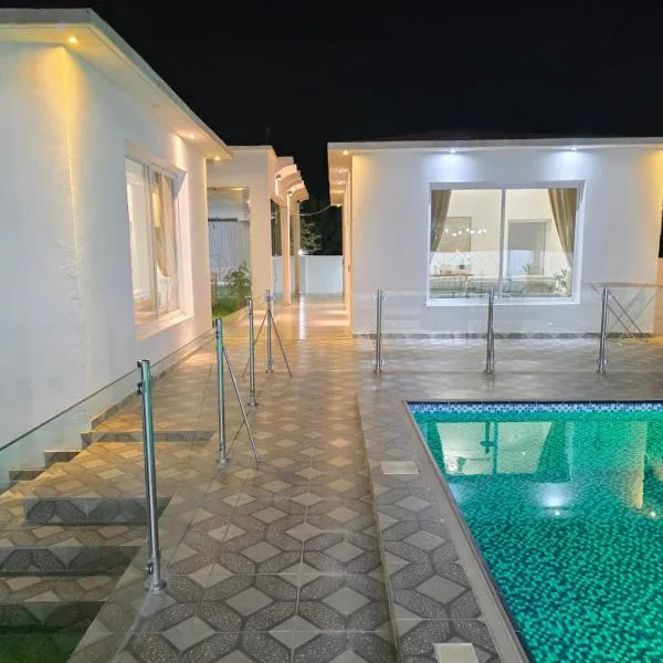 Wadi Bani Khalid - Al Joud Green Hostel, hotel en Dawwah