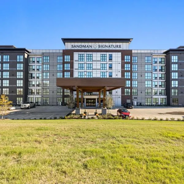 Sandman Signature Dallas Las Colinas Hotel & Suites, hotel in Irving