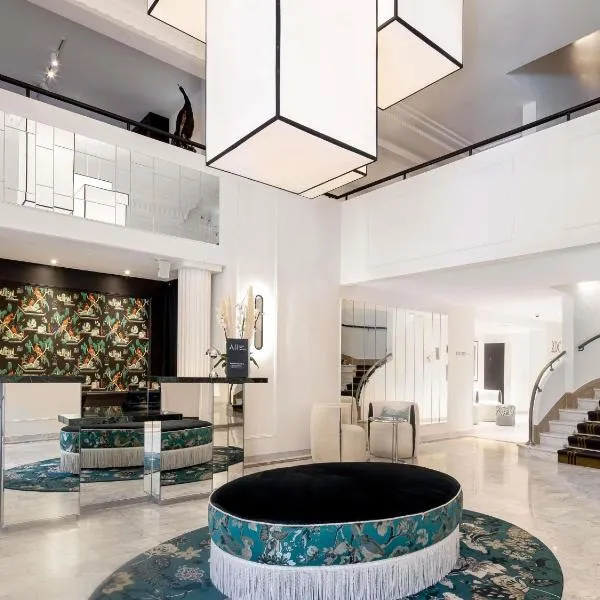 The 1932 Hotel & Spa Cap d'Antibes - MGallery Collection, hotel v destinaci Juan-les-Pins