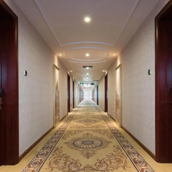 Vienna Hotel Tongliao Ke'erqin, hotel din Tongliao