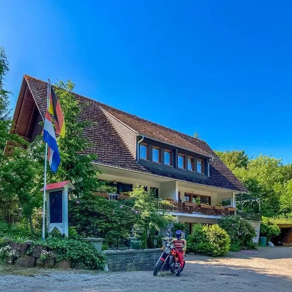 Gasthof Walhalja, hotel a Schmallenberg