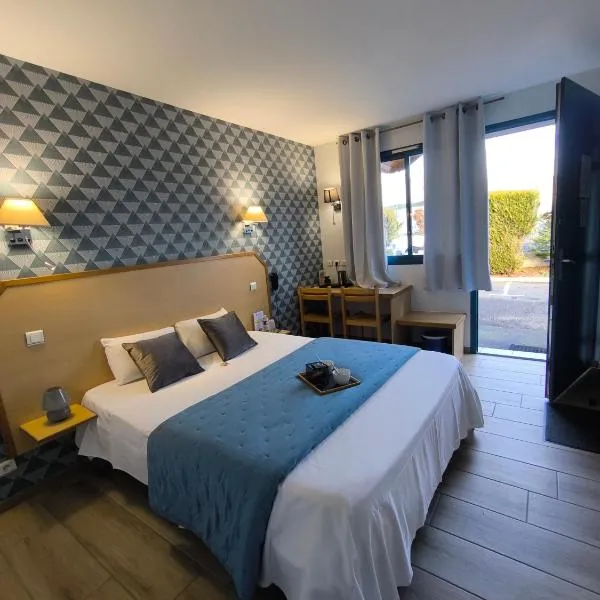 Onet le Château में, होटल Hôtel Le Laury's-hôtel calme proche de Rodez avec parking privé gratuit-Arrivée après 20h possible via borne automatique