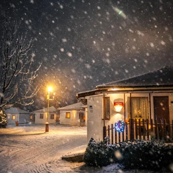 Chatová osada Kotva Prístav, hotel em Námestovo