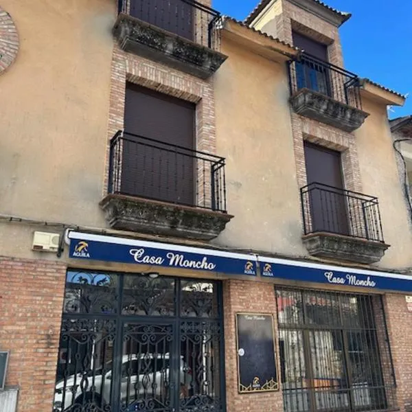 Hotel Cadalso - Casa Moncho, hótel í Cadalso de los Vidrios