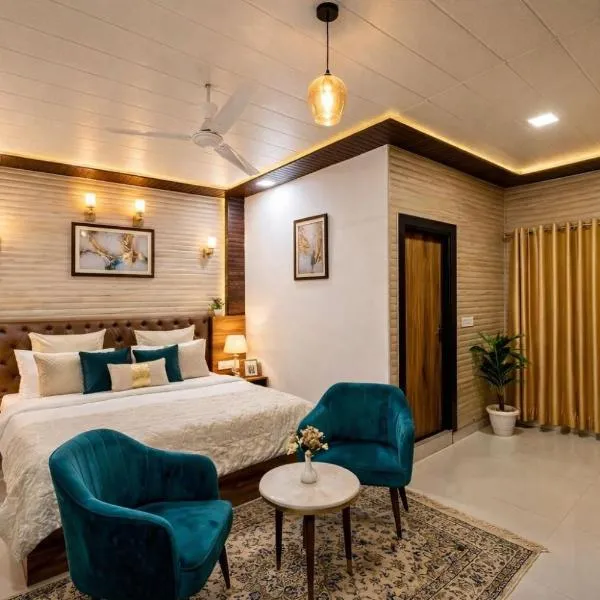 BellMount Hotel Near Delhi Airport, hotell i Etāwah