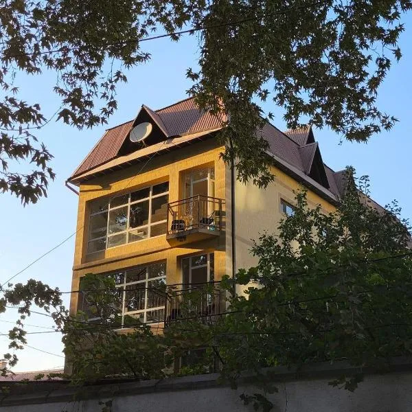 "Radj`Mahal"- Apartments, מלון בדושנבה