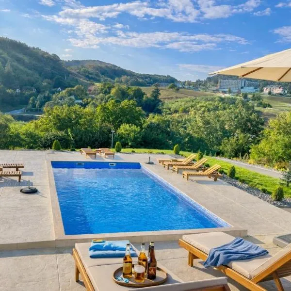 Green panorama Vrdnik, hotel in Vrdnik