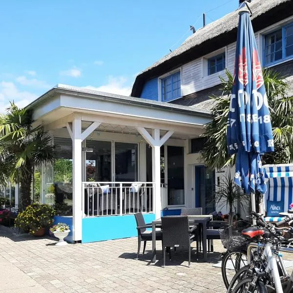 Landhotel Ostseetraum & Apartments, מלון בורנמונדה