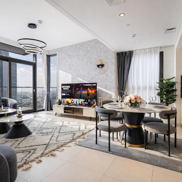 Exceptional 2 Bedroom Apartment! High Floor! Amazing Rooftop! Burj Crown by Emaar, Dubai