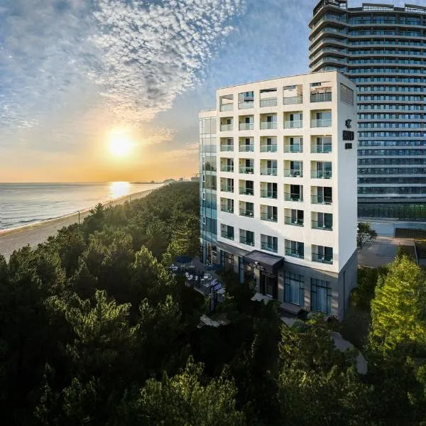 Hotel Hound Gangneung Gyeongpo，江陵市的飯店