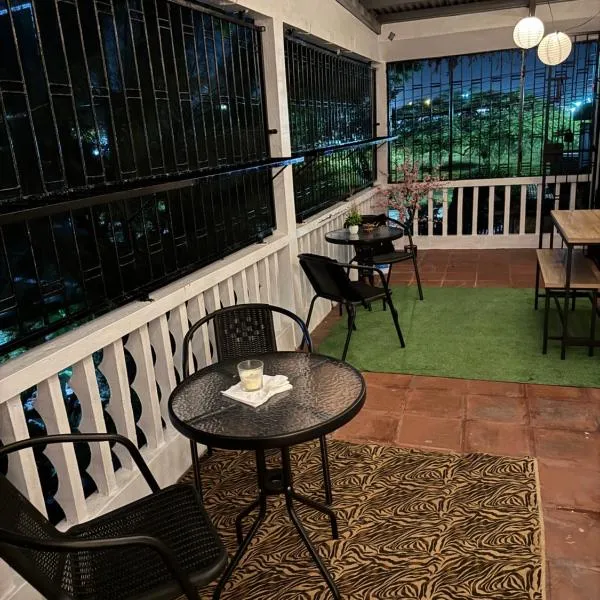 The Carnival Residence at Queens Park Savannah, hotel in Port-of-Spain