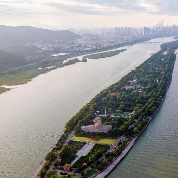 MEHOOD LESTIE HOTEL- Changsha South Sation Branch, hotel in Changsha