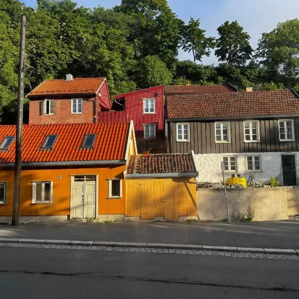 3Rooms New apartment with lift in Oslo city family and group friendly free parking, hotel u Oslu