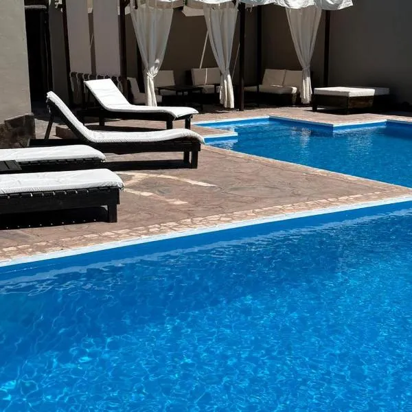 Casagrande Hotel Boutique，蒂諾加斯塔的飯店