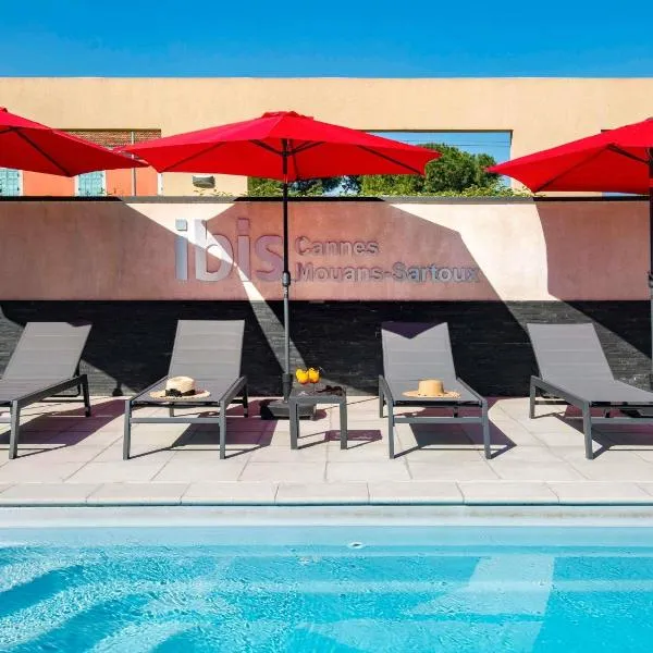 IBIS Cannes Mouans Sartoux Piscine parking gratuit, hotel em Mouans-Sartoux