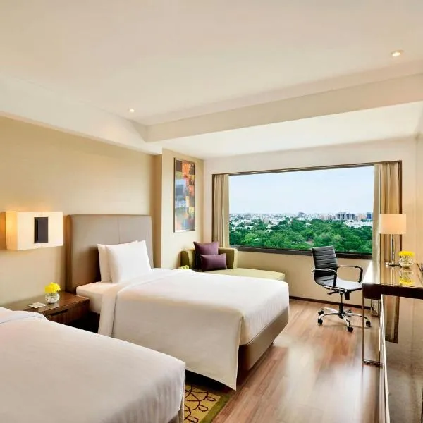 コートヤード バイ マリオット チェンナイ（Courtyard by Marriott Chennai）、チェンナイのホテル