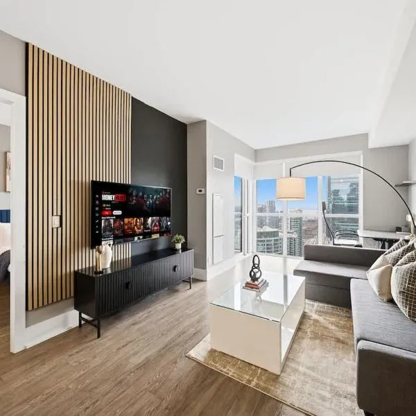 Modern City Condo with Parking Walk to CN Tower, viešbutis Toronte