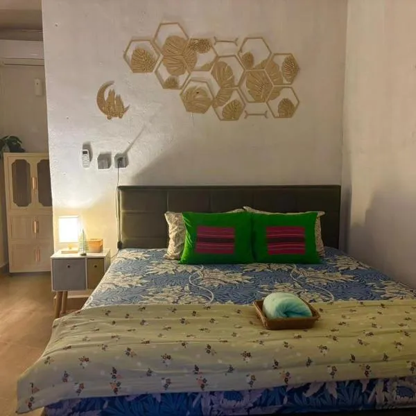 JE Garden Guesthouse in Oecusse RAEOA, hotel u gradu Deli