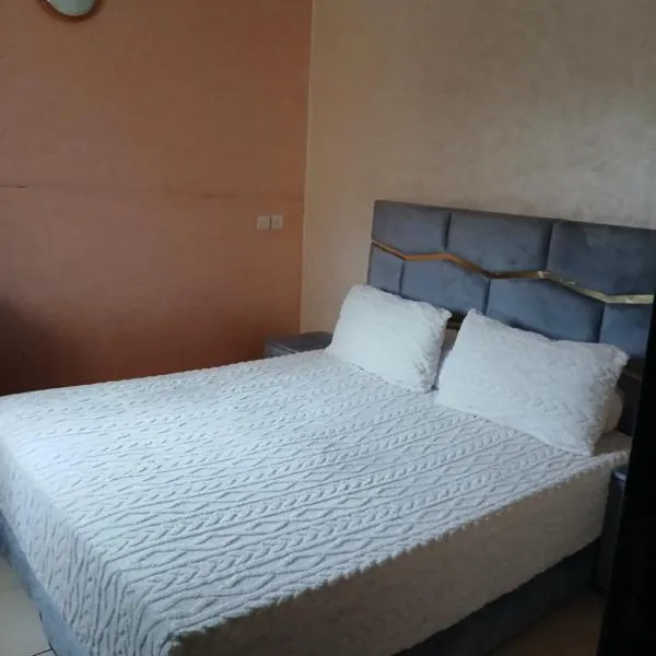 jardaine d'Ifrane，伊夫蘭的飯店