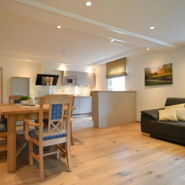 Ferienwohnung Am Lennepark, хотел в Шмаленберг