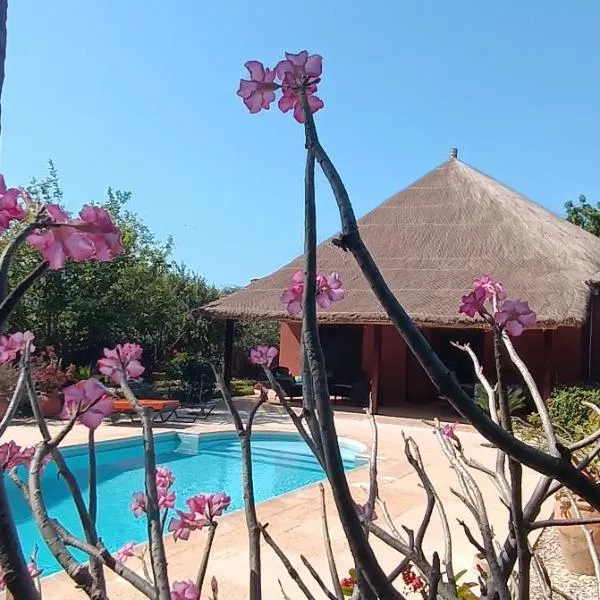 Villa Nianing, hotel en Nianing