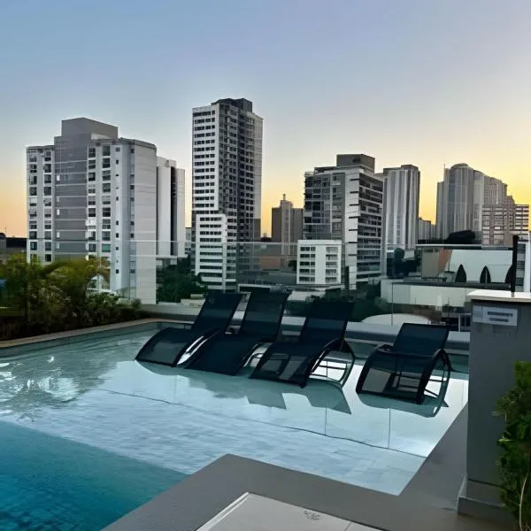 Studio com piscina e academia perto do metrô, hotel in São Paulo