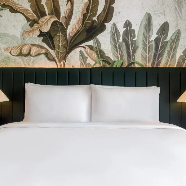 Yas Plaza Mangroves by IHG, hotel Abu-Dzabiban