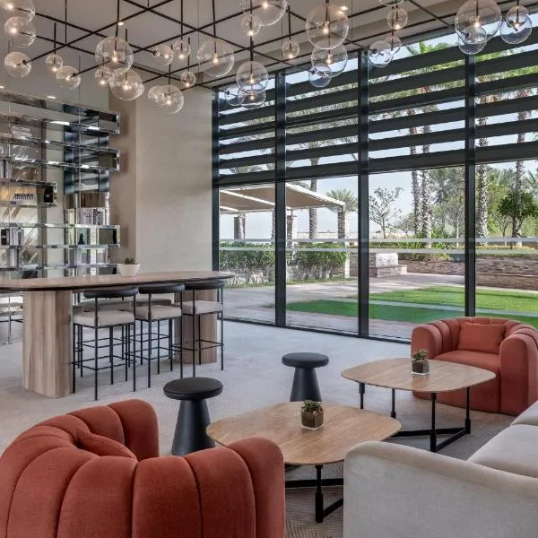 Yas Plaza Bay by IHG, hotel em Abu Dhabi