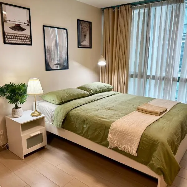 The Vibe BGC Uptown Apartment, hotel u Malini