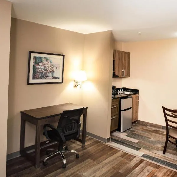 Suburban Studios Charlotte - Ballantyne, hôtel à Charlotte