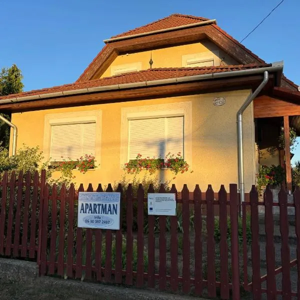 Apartman Tisz-t-a Chill, viešbutis mieste Tisafiuredas