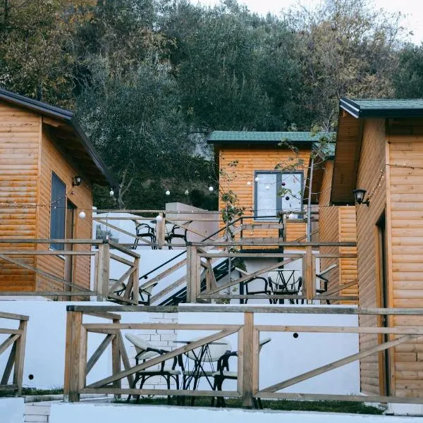 Berat Hill Cabins, hotell i Berat