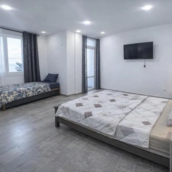 Azuria Appartement, hotel a Tigzirt