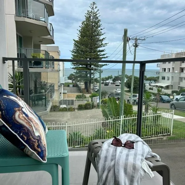 Pleasant View Apartment - Ocean View, hotel in Caloundra