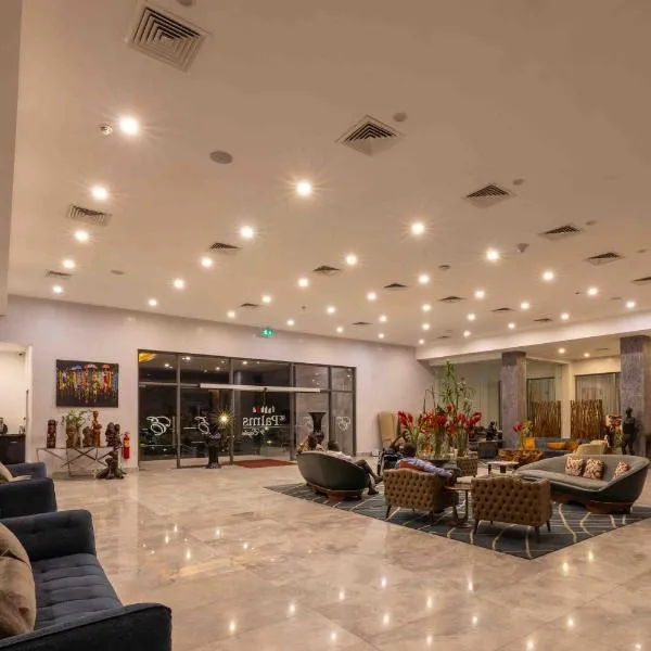 The Palms by Eagles Airport City, хотел в Акра