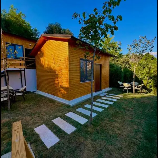 Berat Hill Cabins, viešbutis mieste Beratis