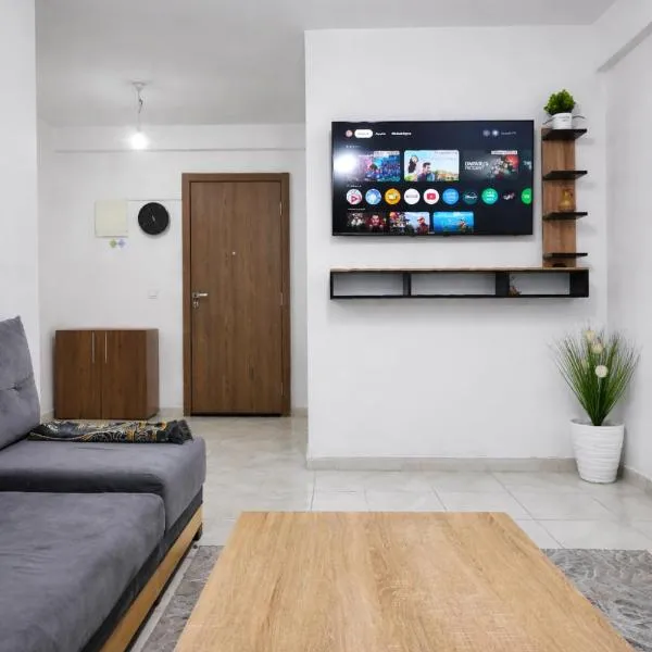 appartement familial a 5min de l'hôpital Mohamed 6, hotell sihtkohas Bouskoura