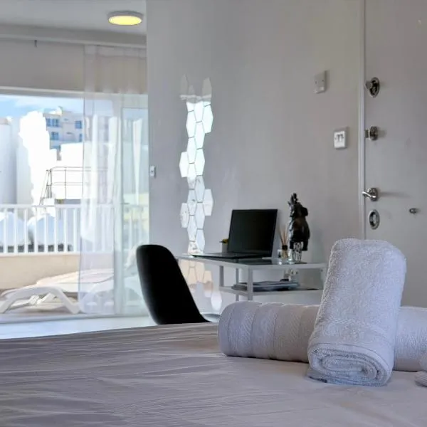 D' Suites Holiday Apartments, hotel en Gżira