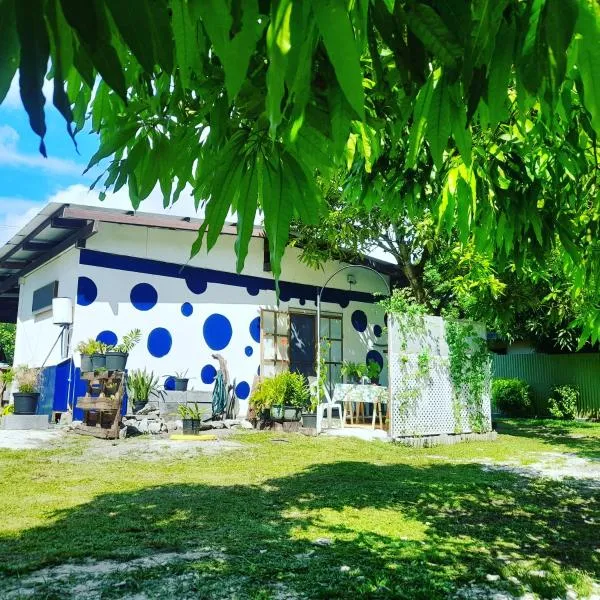 Huahine's Place โรงแรมในHuahine