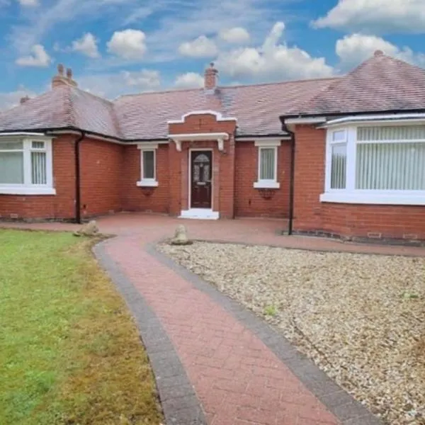 Viesnīca Spacious Dinnington bungalow pilsētā Dinnington